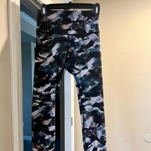 Lululemon Wunder Train high-rise 23’ leggings - multi pattern